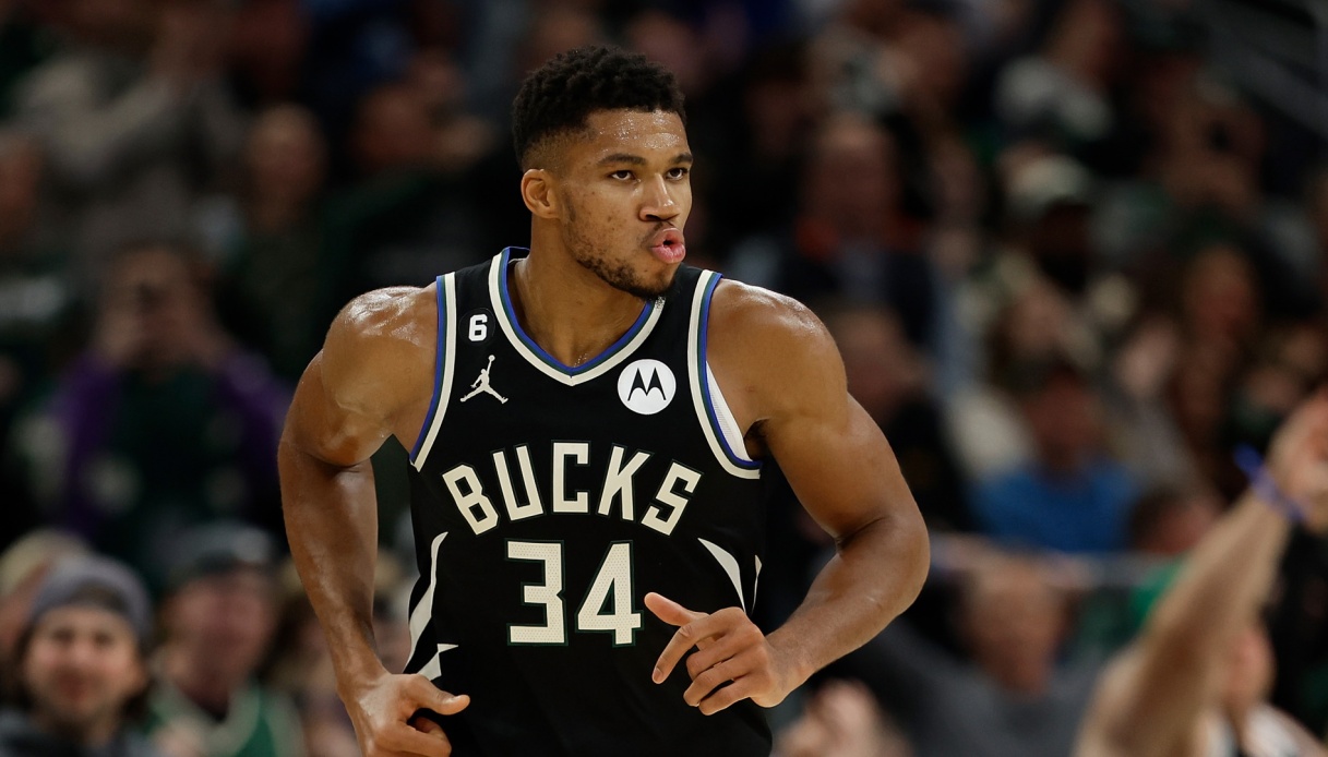 Sportal: Giannis Antetokounmpo esagerato, eterno LeBron James