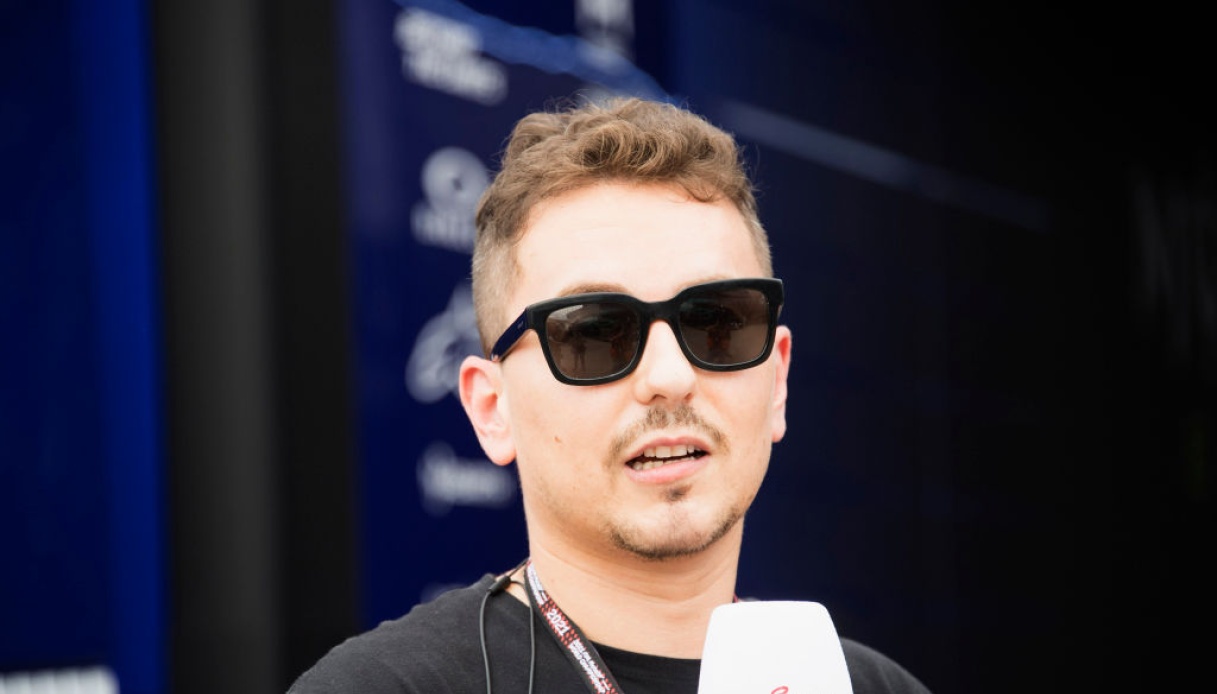 https://www.sportal.it/foto_articoli/2023-19/jorge-lorenzo_12066611190x786.jpg?format=jpg