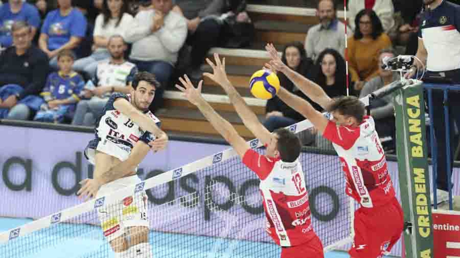 https://www.sportal.it/foto_articoli/2023-45/itas-trentino-lunica-squadra-imbattuta-in-superlega-le-foto_1232822Photogallery.jpg?format=jpg