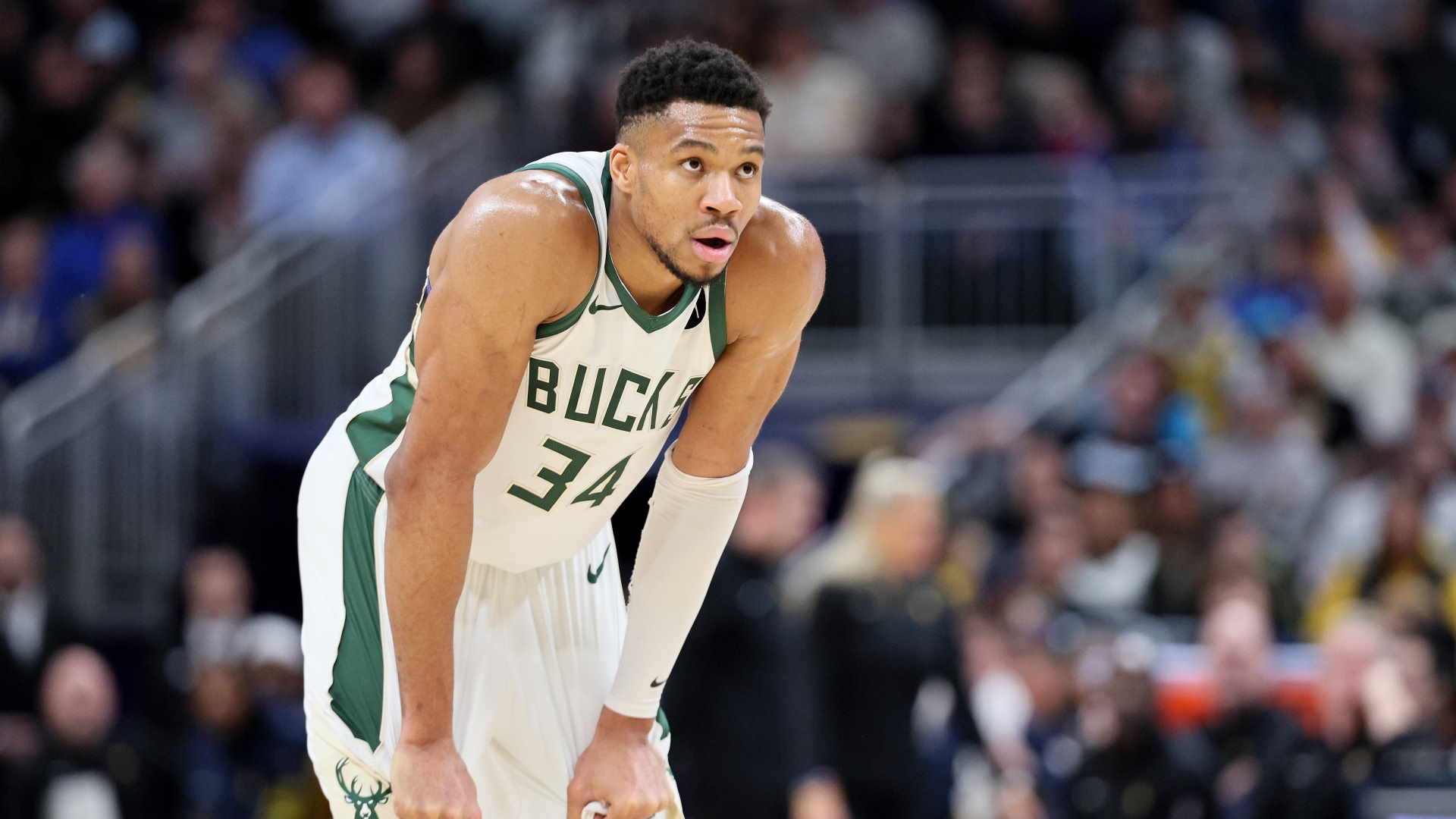 Sportal: NBA, Milwaukee si agrappa a Giannis Antetokounmpo