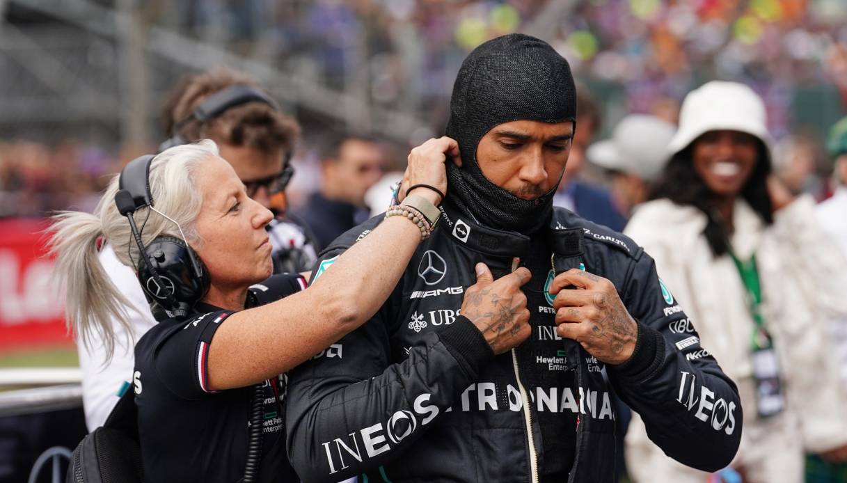 https://www.sportal.it/foto_articoli/2024-28/lewis-hamilton-lemozionante-messaggio-di-angela-cullen-foto_12784931190x786.jpg?format=jpg