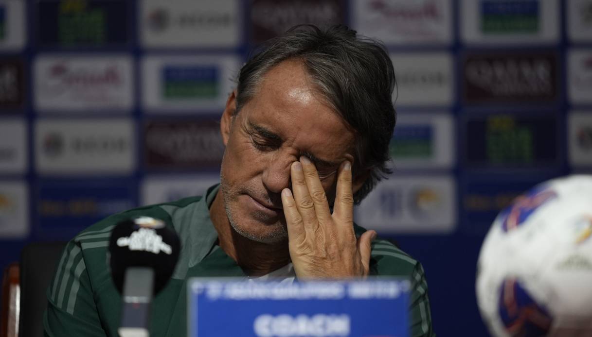 https://www.sportal.it/foto_articoli/2024-37/roberto-mancini-sbotta-dopo-lumiliante-pareggio-le-foto_12879511190x786.jpg?format=jpg