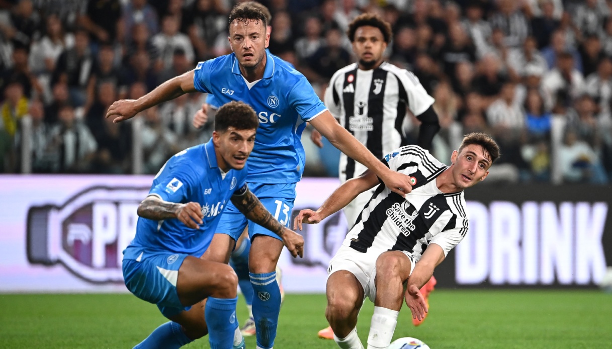 https://www.sportal.it/foto_articoli/2024-38/juventus-vs-napoli_12897241190x786.jpg?format=jpg