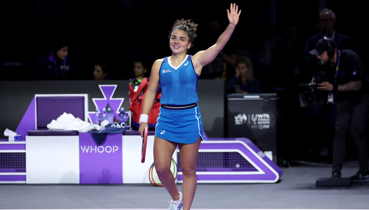 Sportal: Jasmine Paolini comincia le WTA Finals con il sorriso