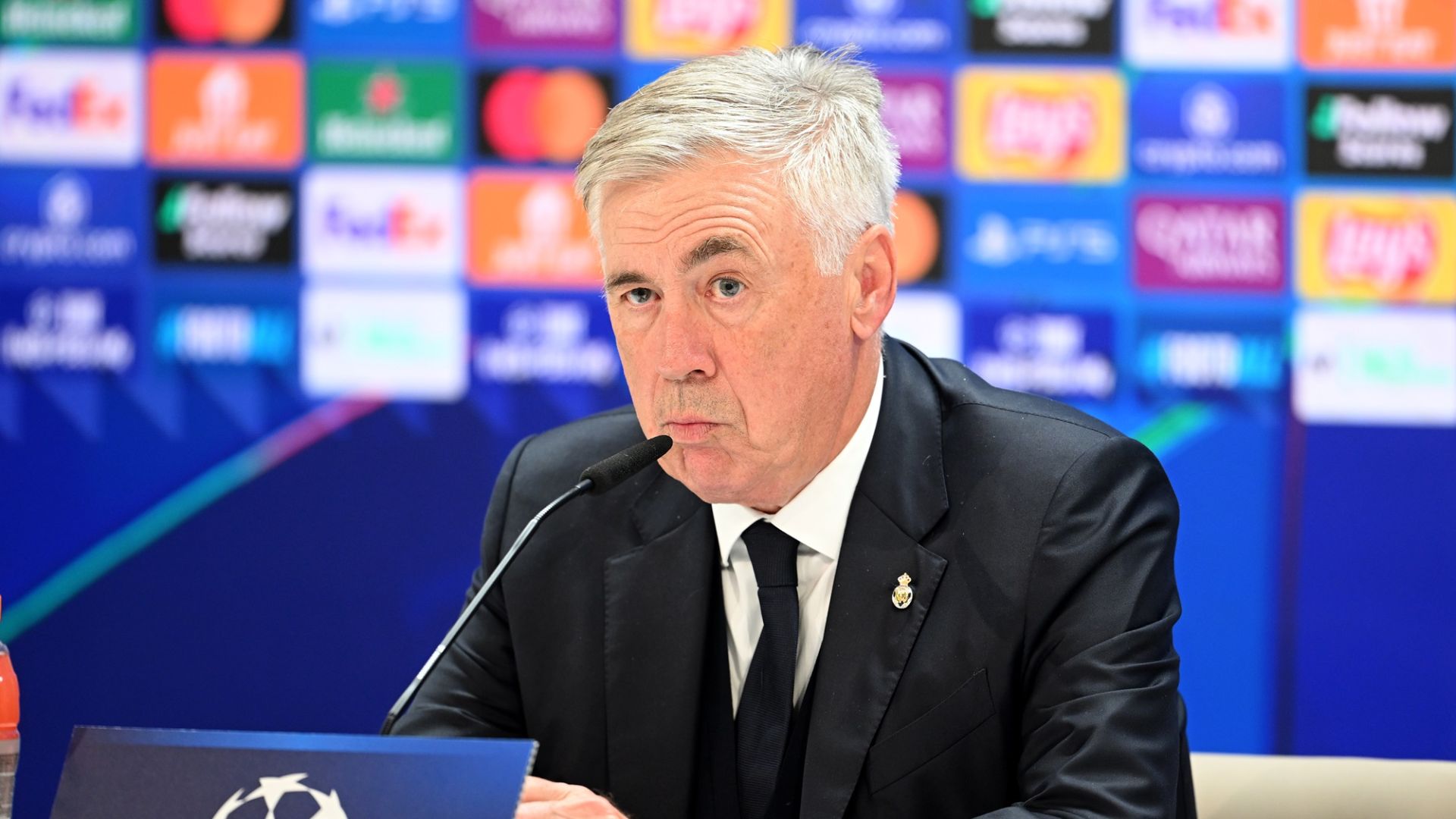 https://www.sportal.it/foto_articoli/2024-45/real-madrid-in-crisi-la-moglie-di-valverde-attacca-ancelotti-le-foto_1295820Photogallery.jpg?format=jpg