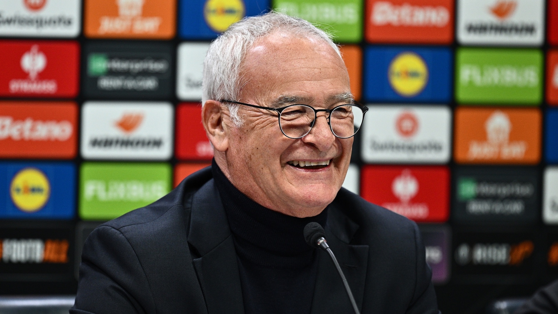 https://www.sportal.it/foto_articoli/2024-48//claudio-ranieri_1299134Photogallery.jpg?format=jpg