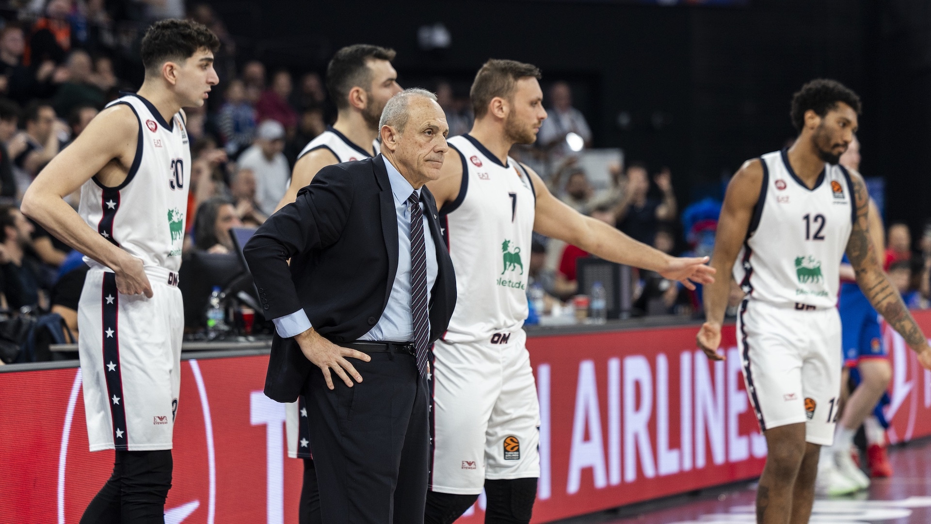 https://www.sportal.it/foto_articoli/2025-04//olimpia-milano-ettore-messina_1306228Photogallery.jpg?format=jpg