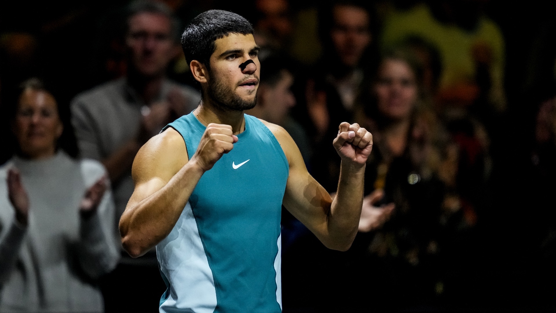 ATP Rotterdam, Carlos Alcaraz soffre ma va al secondo turno