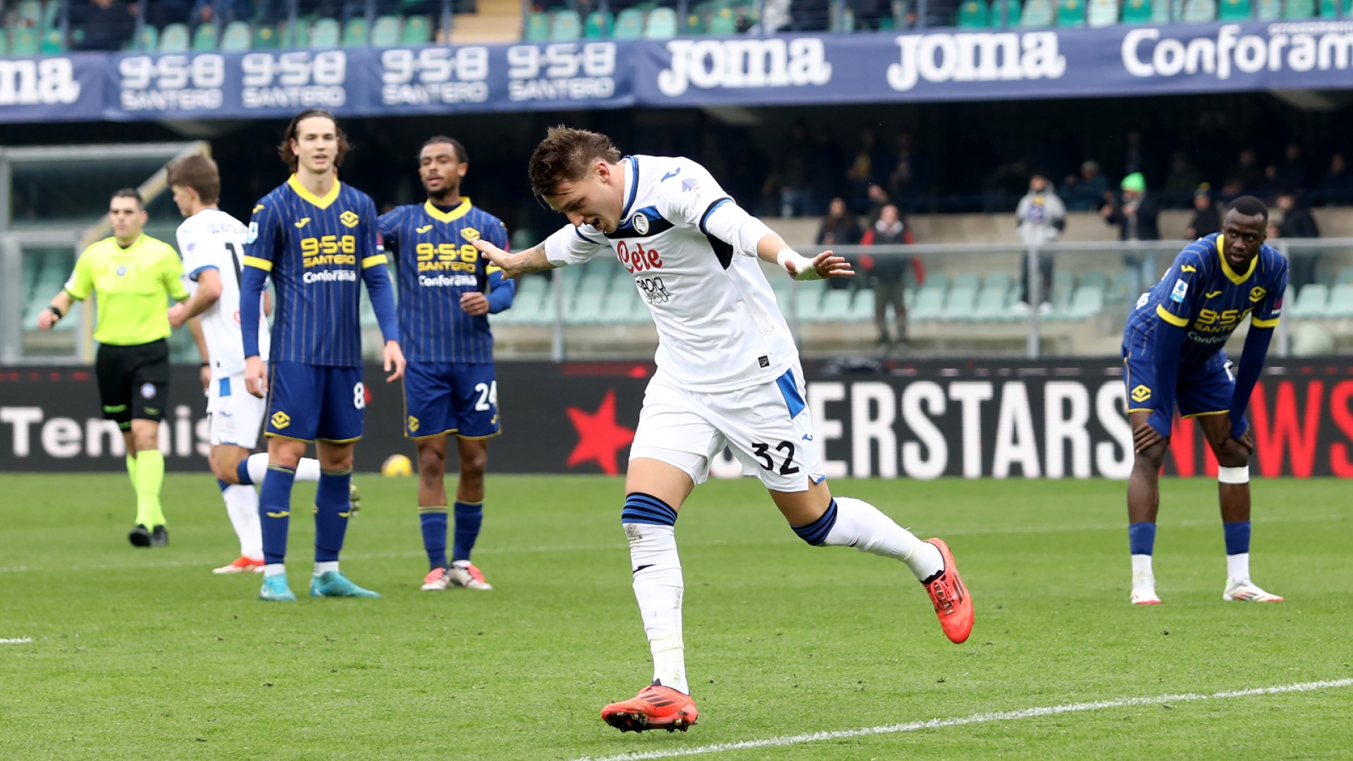 Mateo Retegui indomabile: 4 gol! L'Atalanta travolge l'Hellas Verona