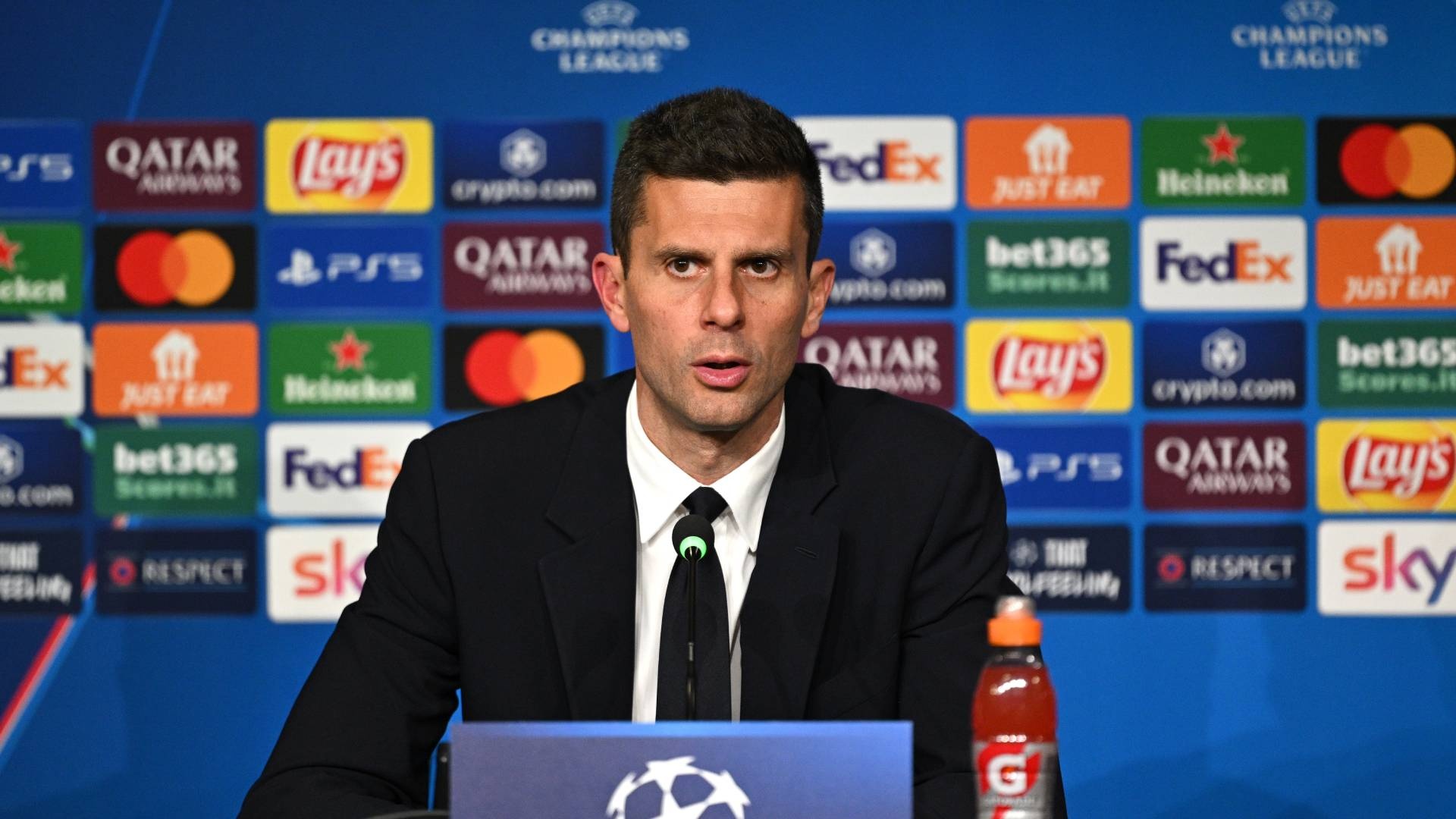 https://www.sportal.it/foto_articoli/2025-07/thiago-motta_1309576Photogallery.jpg?format=jpg