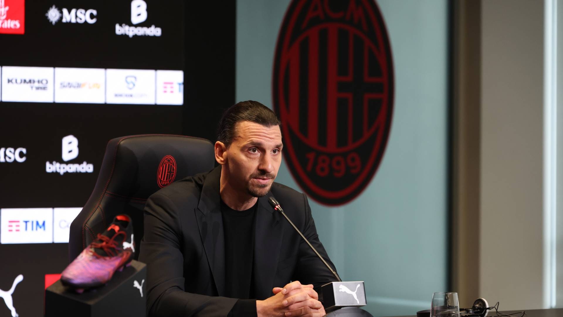 Zlatan Ibrahimovic furioso: "Rispetto per il Milan"