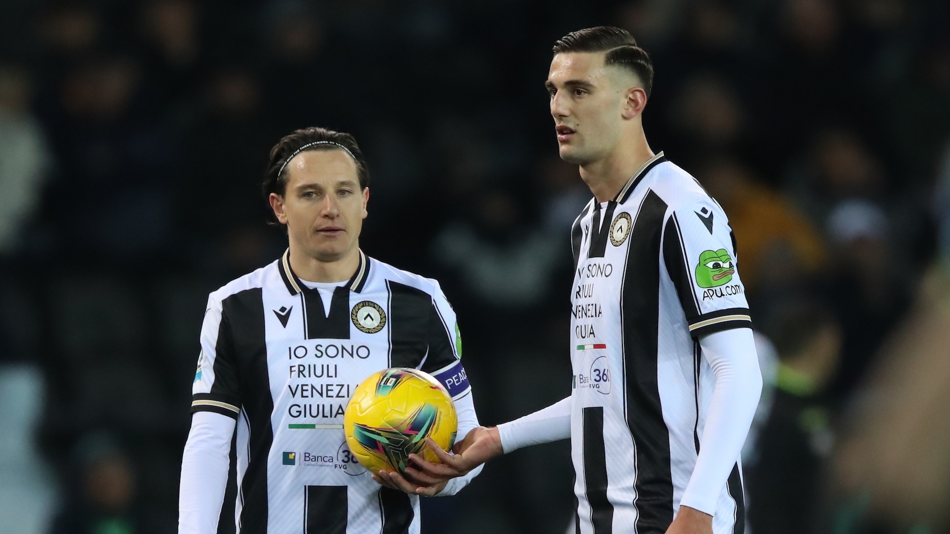 Stavolta Lucca dà a Thauvin il pallone per tirare il rigore: l'Udinese batte il Parma