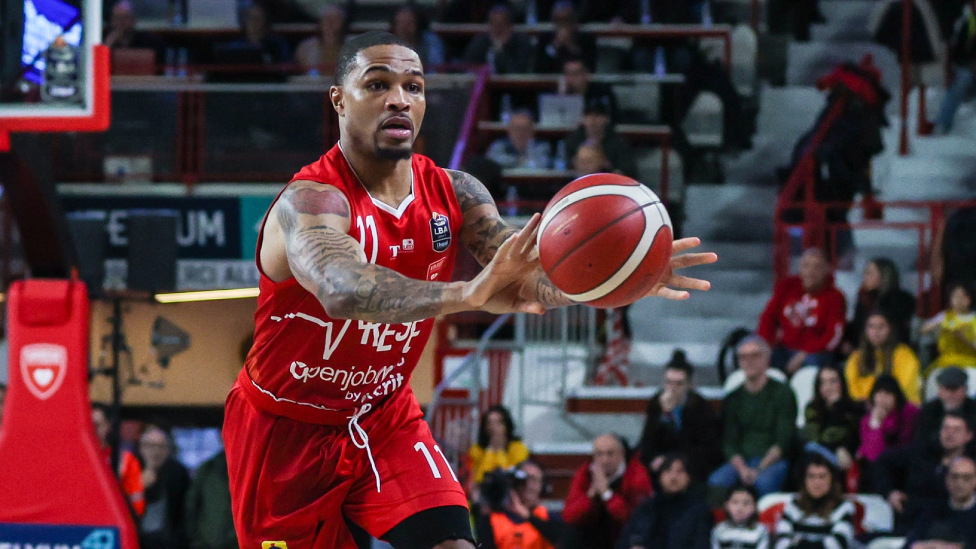 Varese ai saluti con Keifer Sykes