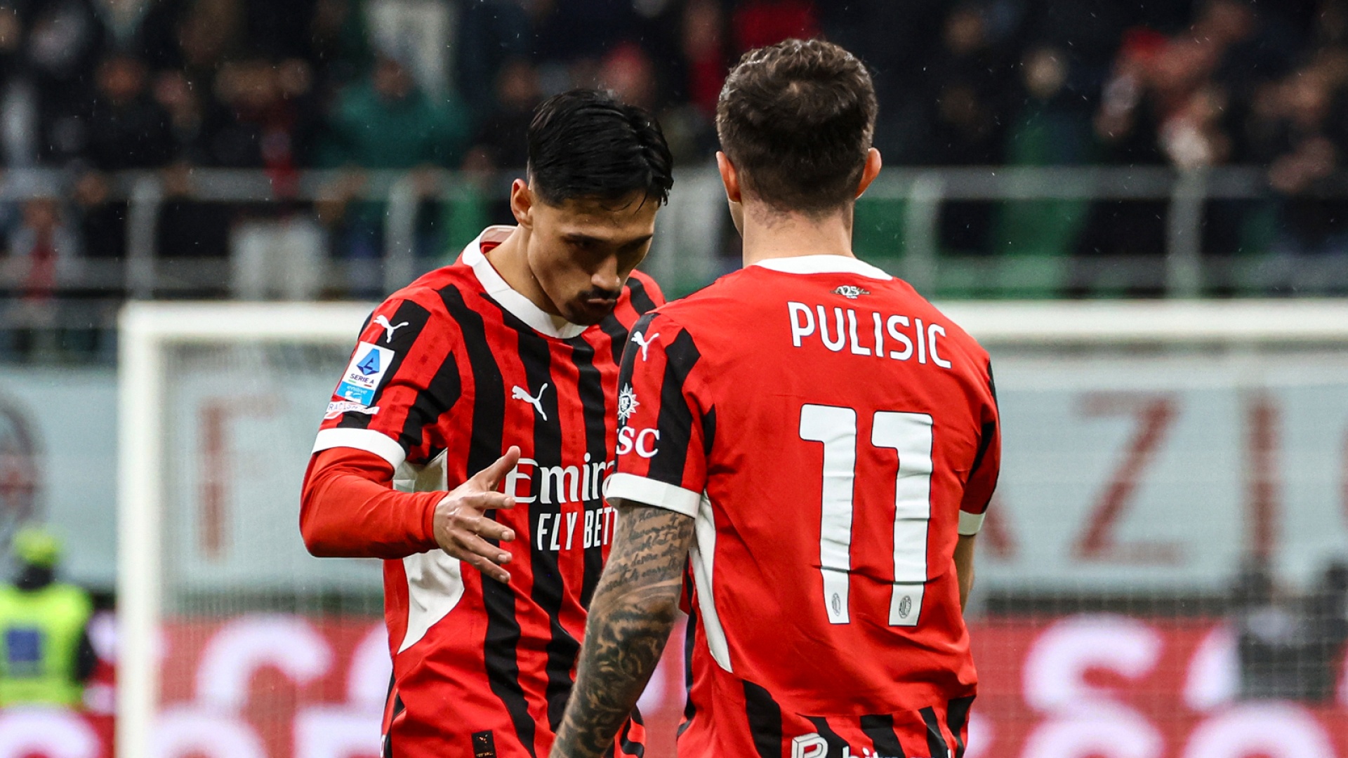 Il Como spaventa il Milan, poi arriva la rimonta: Pulisic e Reijnders decisivi