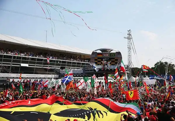 Lewis Hamilton conquista Monza, la Ferrari e Fernando Alonso protagonisti di una vera e propria figuraccia nel Gran Premio d'Italia.