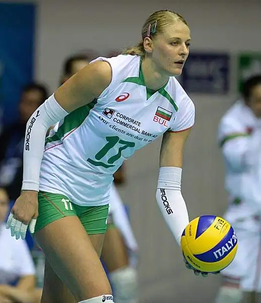 Quest'anno il mondiale femminile di pallavolo si disputa in Italia nelle città di Bari, Milano, Modena, Roma, Trieste e Verona. L'Italia è nel Gruppo A con Germania, Rep. Dominicana, Croazia Argentina