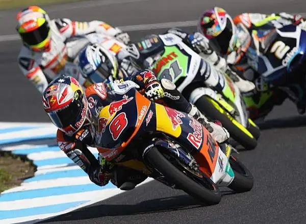 Jorge Lorenzo ha fatto registrare il miglior tempo della sessione, fermando il cronometro sull'1'29"602. Alle sue spalle il Campione del Mondo Marquez. Quinto Valentino Rossi.