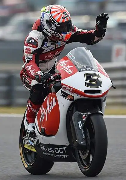 Dovizioso è stato il più veloce nella seconda sessione di prove libere in Giappone. Il ducatista ha staccato di quasi mezzo secondo Lorenzo, terzo un ottimo  Bradl.