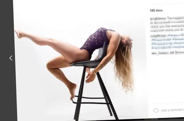 All'Islanda non è bastato rubare la scena sul campo e con i cori dei suoi tifosi, sui instagram sta spopolando la splendida Kris Jonasdottir, compagna di Aron Gunnarsonn.