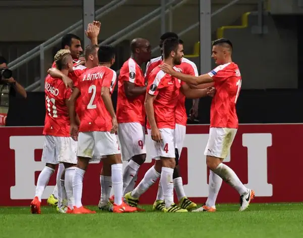 Figuraccia dei nerazzurri a San Siro. I campioni d’Israele passano con merito a San Siro al termine di altri 90’ sconcertanti della squadra di De Boer, colpita da un uno-due firmato Vitor e Buzaglo.