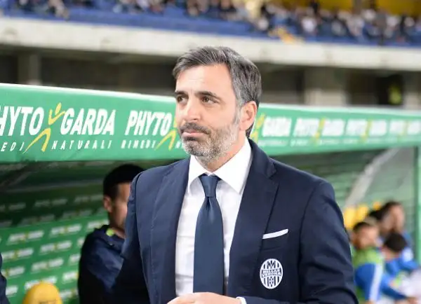 Una rete di Lemos condanna il Verona e allontana il Sassuolo dalla zona retrocessione.
