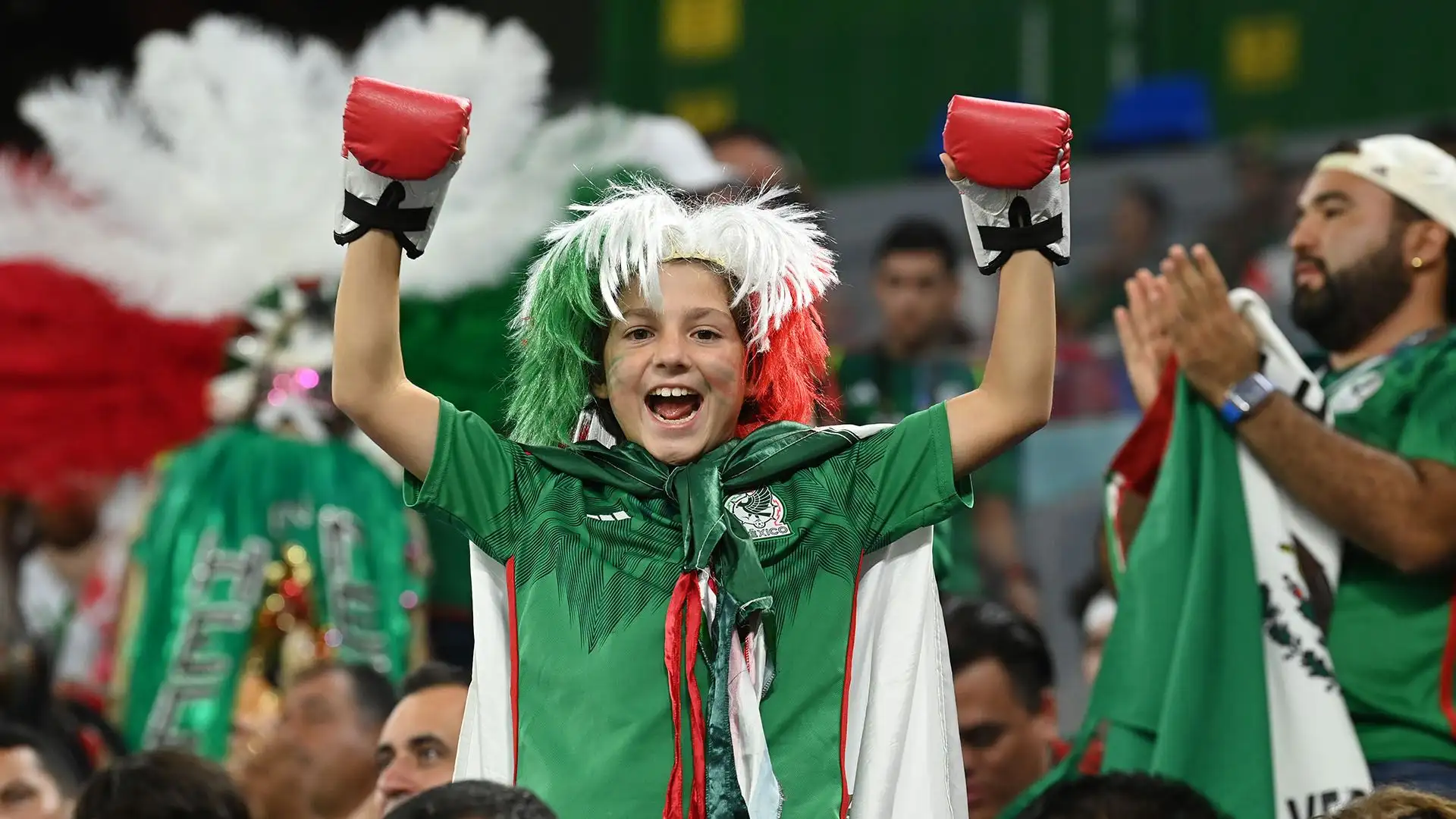 Tifosi messicani esultano allo stadio