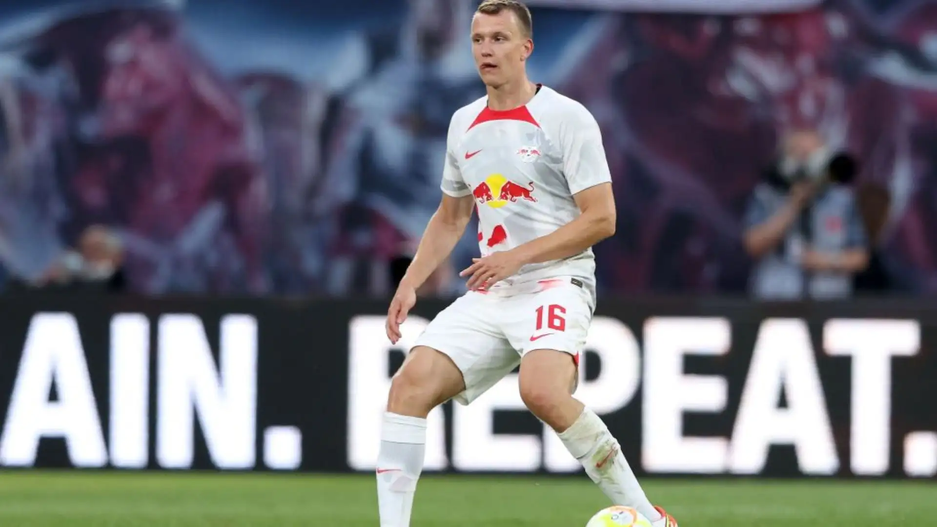 7- Lukas Klostermann, 5,20 milioni di euro all'anno