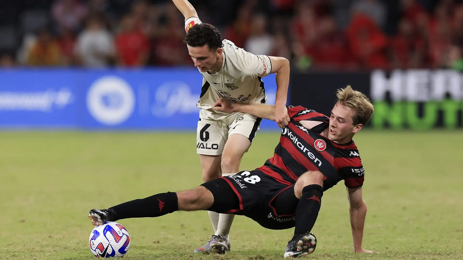Per l'Adelaide United è arrivata la quarta vittoria di fila