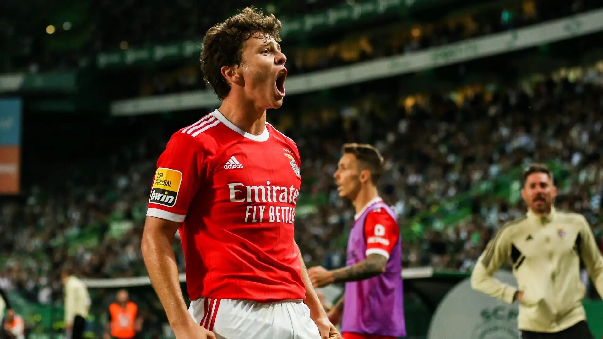 Le ottime prestazioni del calciatore hanno attirato le attenzioni di diversi top club tra i quali la Juventus
