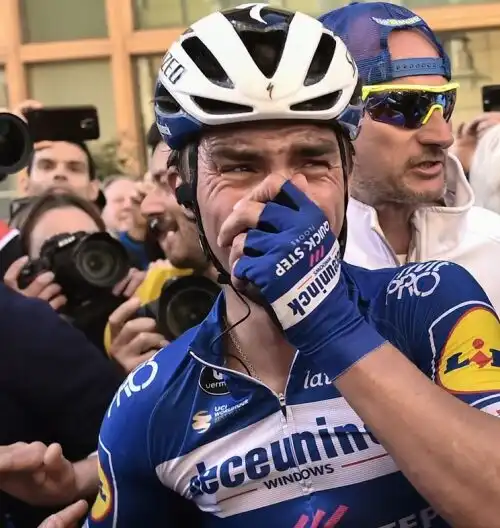 Alaphilippe in lacrime: “Neanche in sogno”