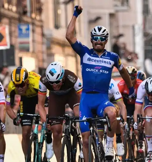 Alaphilippe conquista la Milano-Sanremo