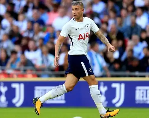 La Roma stringe per Alderweireld