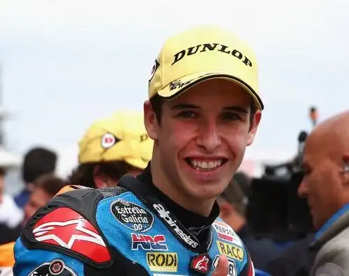 Moto2, Morbidelli cade: vince Marquez