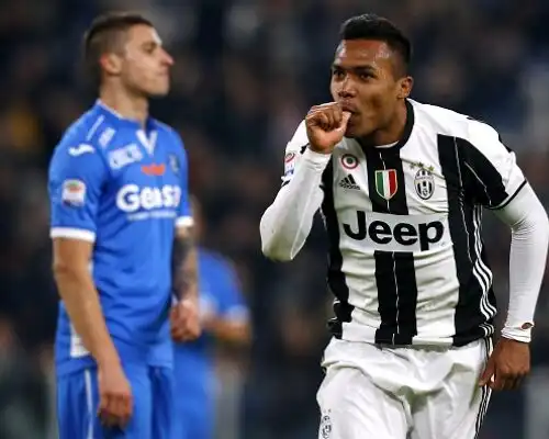 Conte pronto a fare follie per Alex Sandro