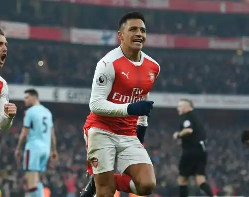 Sanchez si allontana dall’Italia