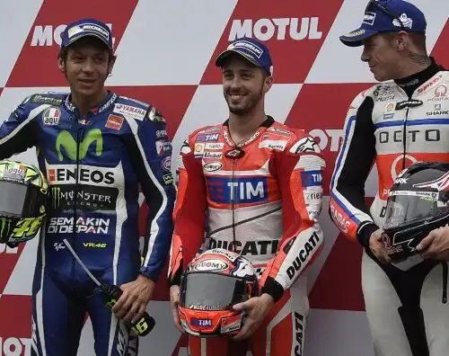 Dovizioso in pole, Rossi 2°. Disastro Lorenzo