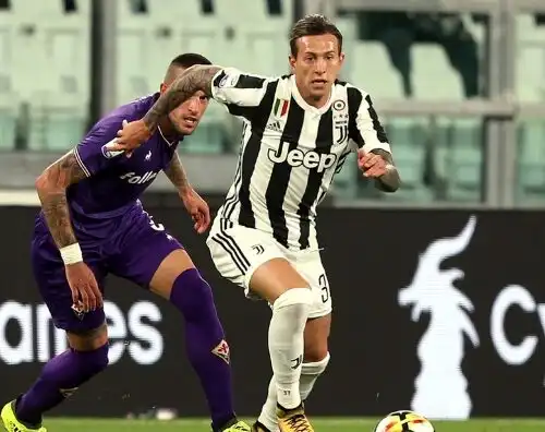 Juve: bufera social su Bernardeschi, lite con i tifosi