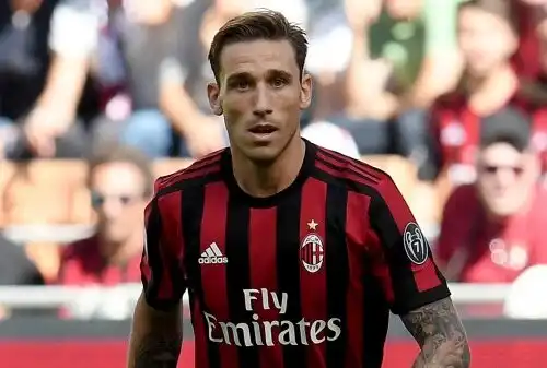 Milan, Biglia si allena in gruppo e tenta il recupero