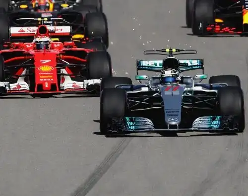 Bottas beffa le Ferrari in Russia, Vettel secondo