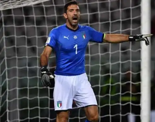 Buffon all’attacco: “La vecchia guardia deve dare di più”