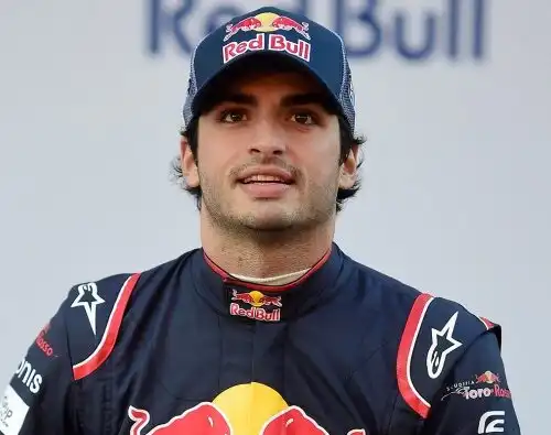 Sainz correrà con la Renault