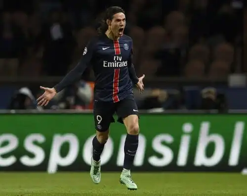 Gelata la Juve, Cavani resta in Francia