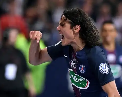 Simeone soffia Cavani alla Juve