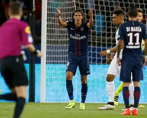 Cavani: “Higuain? Io non l’avrei fatto”