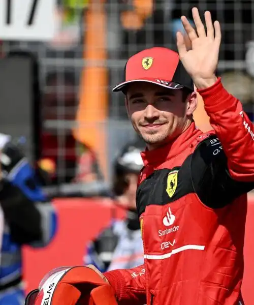 F1, la Ferrari tira dritto: “Charles Leclerc non deve cambiare”