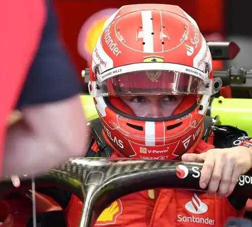 La Red Bull si nasconde, Charles Leclerc la scopre