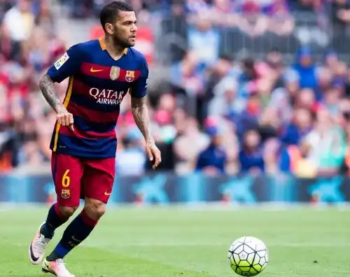 Dani Alves vede il PSG ma è promesso alla Juve