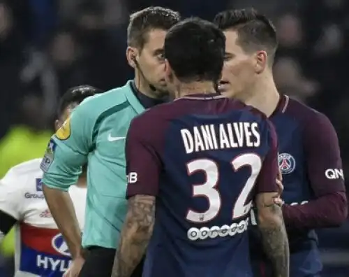 Alves, rosso shock: Psg ko