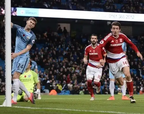 De Roon ferma Guardiola e regala la vetta a Conte