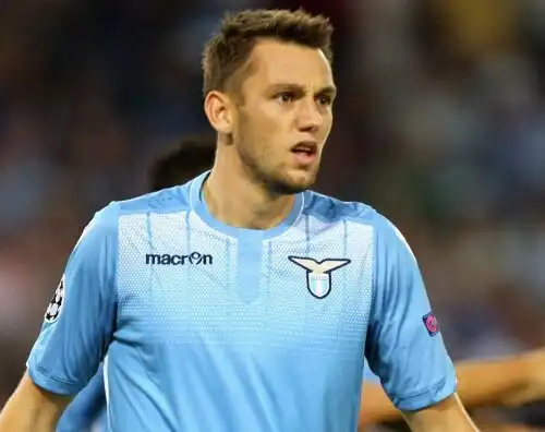 Lazio, Chelsea su De Vrij